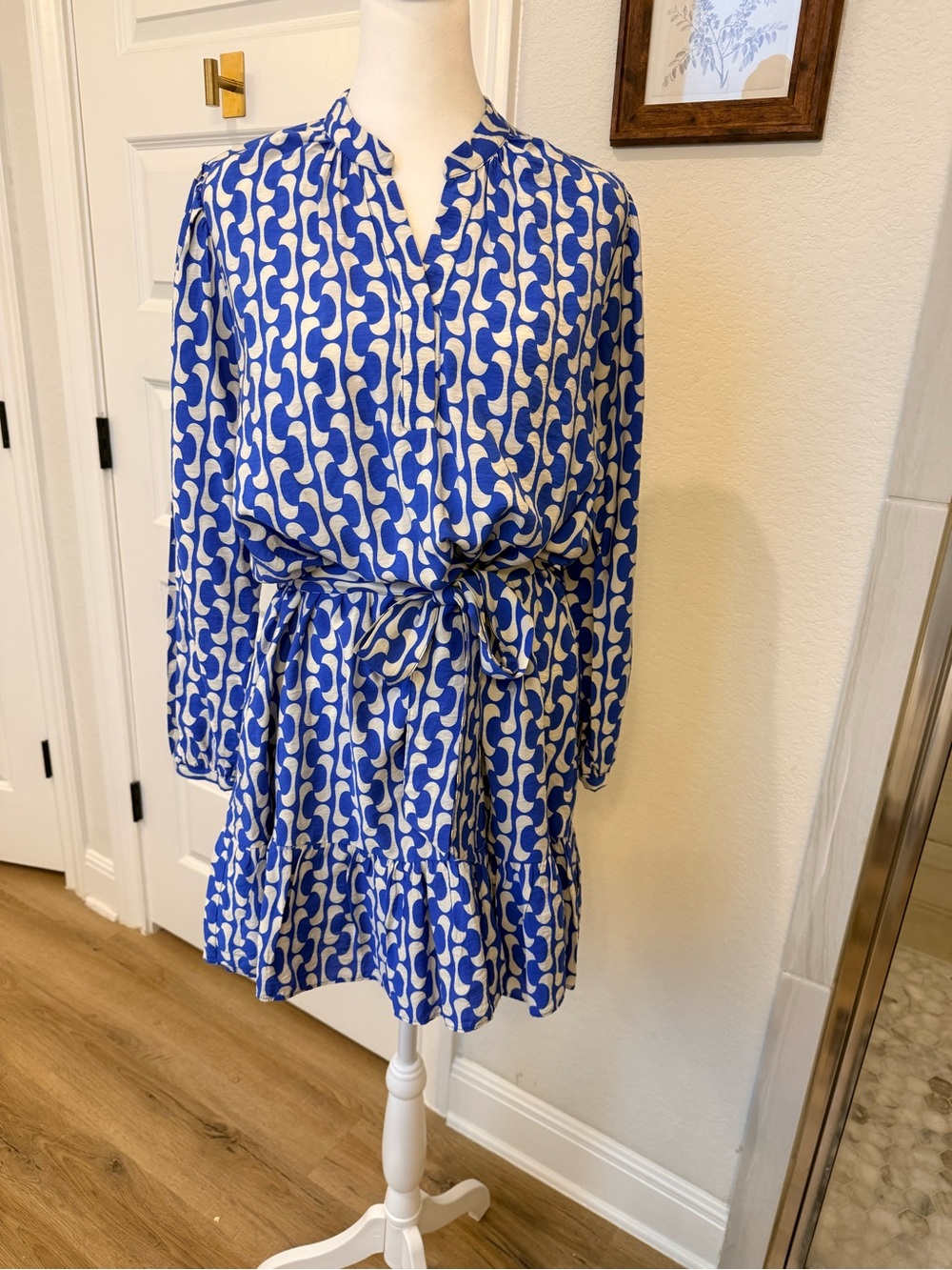 Zara Tie-Waist Women’s Dress
